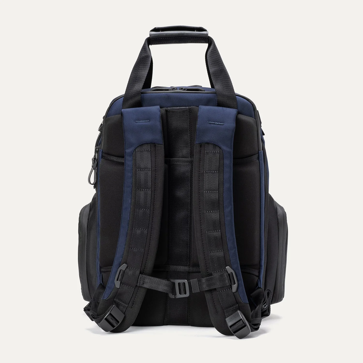 Travelpro® Altitude™ Medium Expandable Laptop Backpack 25-30L- Stellar Navy/Grey - Image 33