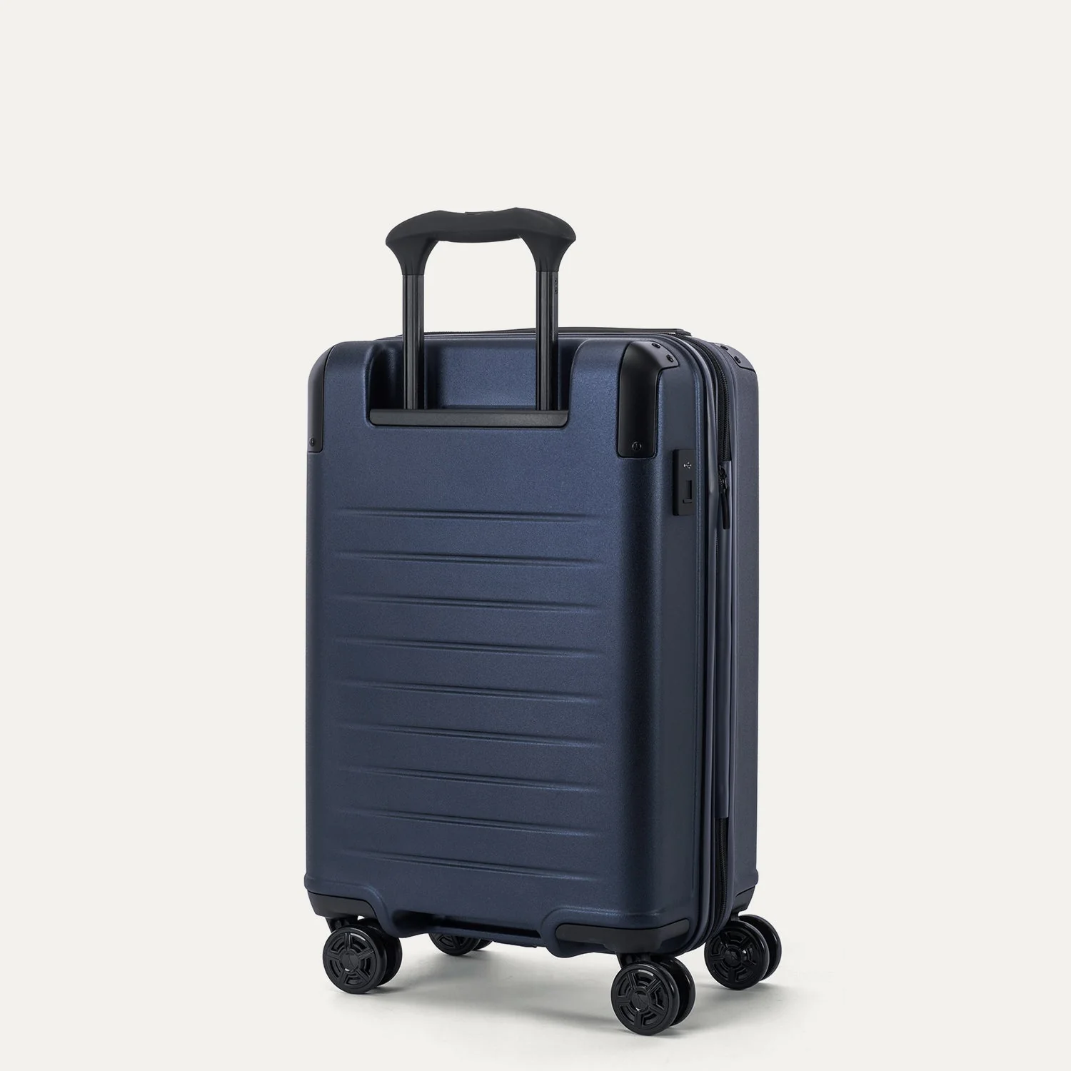 Platinum® Elite Carry-On Hardside Spinner - Image 37