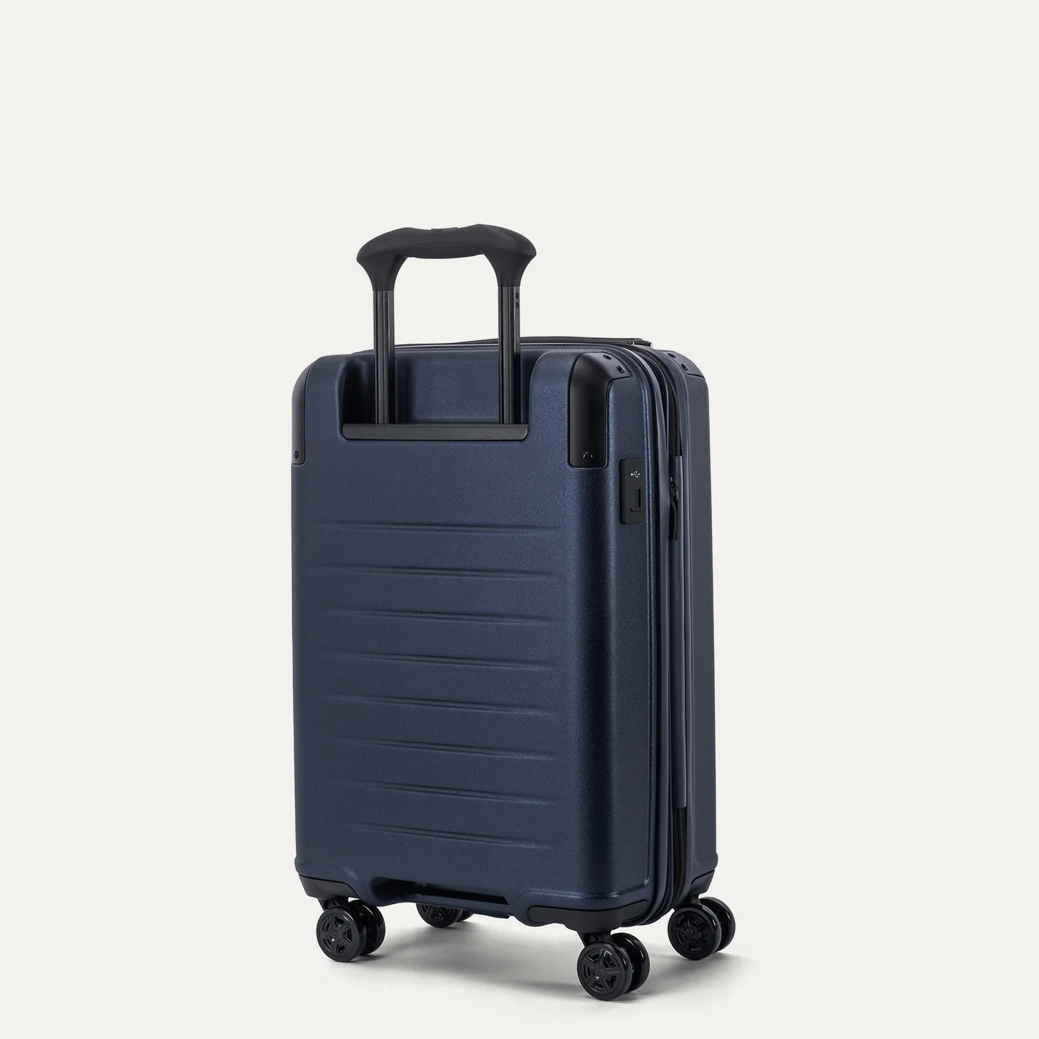Platinum® Elite Compact Carry-On Hardside Spinner - Image 37