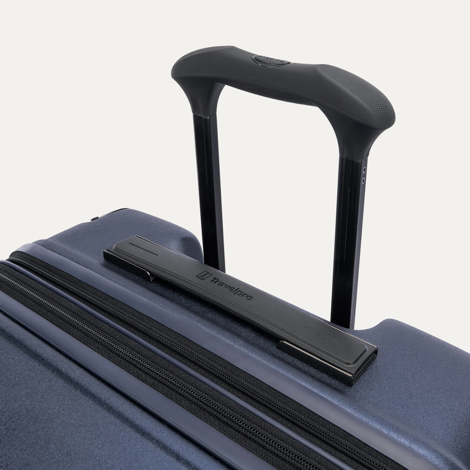 Platinum® Elite Large Check-In Hardside Spinner - Image 31