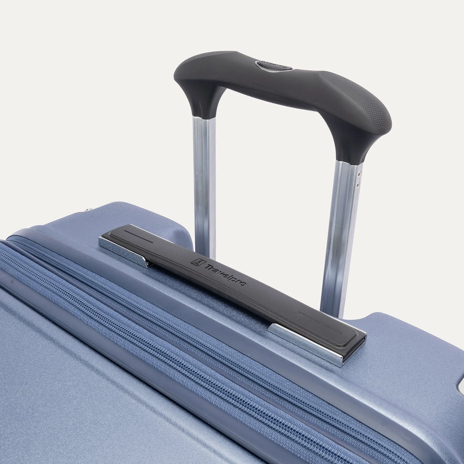 Platinum® Elite Medium Check-In Hardside Spinner - Image 19